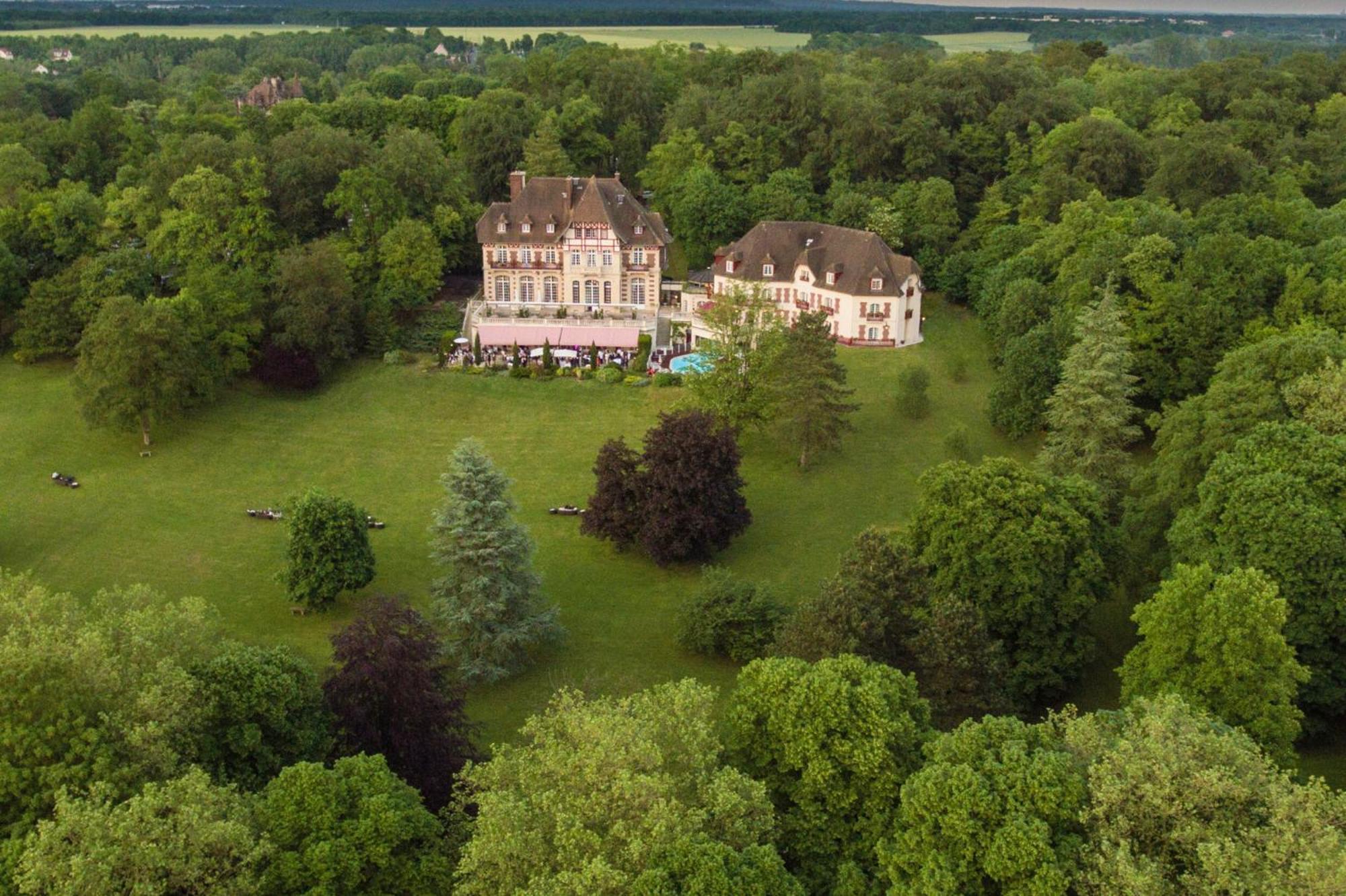 Le Chateau De La Tour Gouvieux Exterior foto